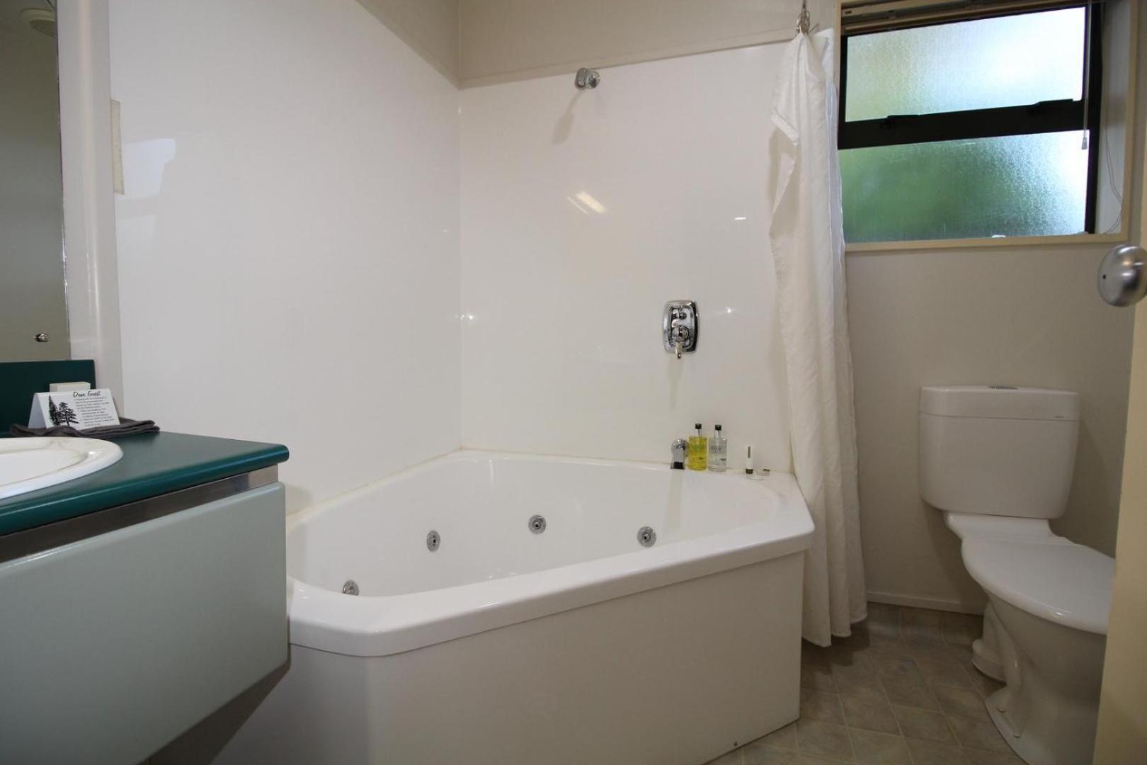 South Park Motel มาสเตอร์ตัน ภายนอก รูปภาพ