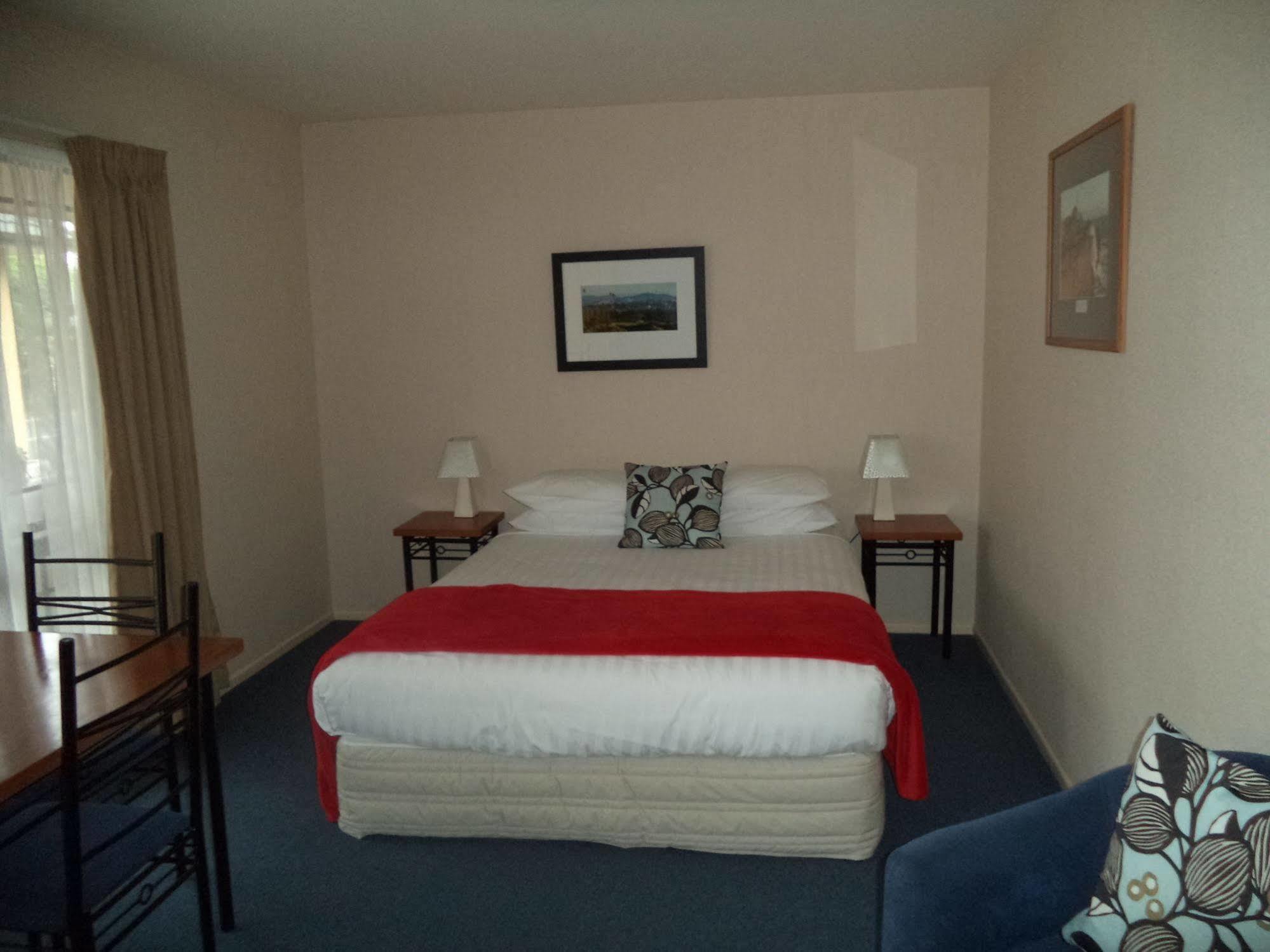 South Park Motel มาสเตอร์ตัน ภายนอก รูปภาพ